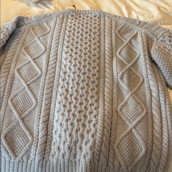 Aritzia Heritage Knit Merino Wool Crew Sweater New - Picture 9 of 9